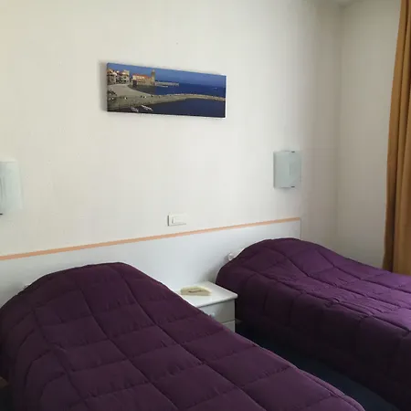 The Originals City, Relax'otel, Hotel Le Barcarès